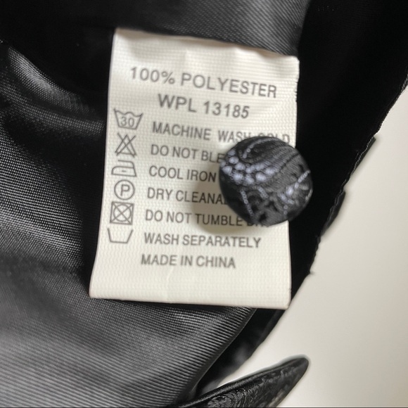 Pierre Cardin Black and Silver Paisley Print Formal Vest Large - Picture 6 of 7